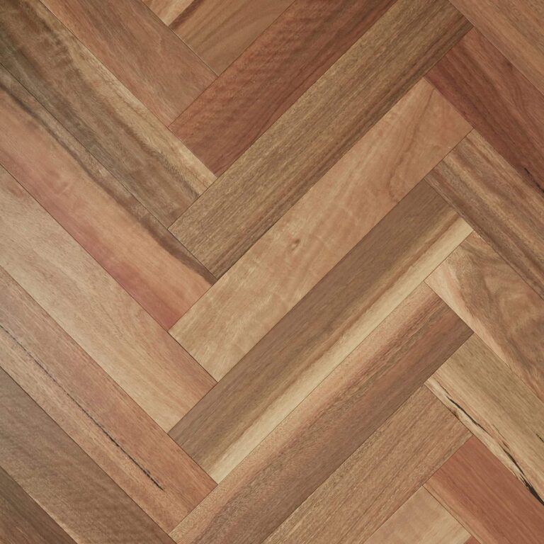 Spotted Gum Herringbone Brushed Matte Fiddleback 1200x1200